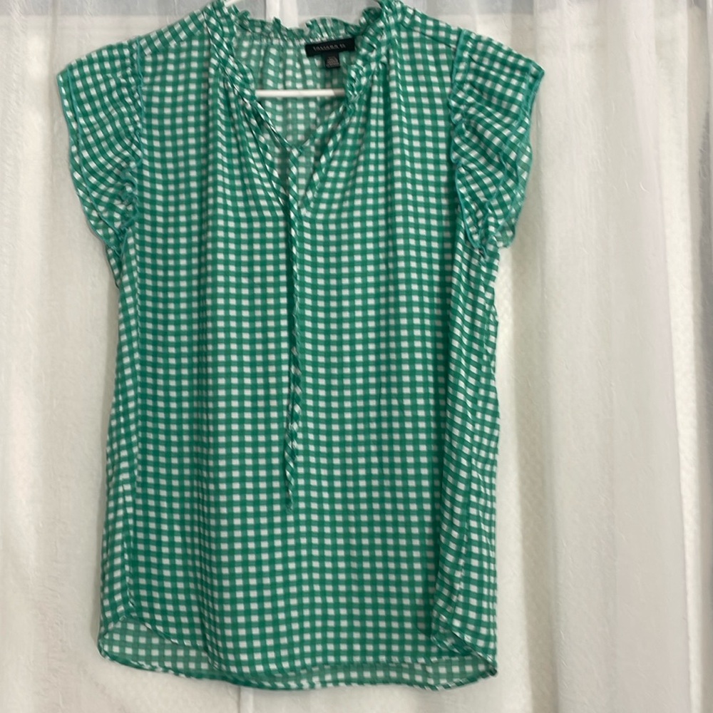 Tamara H green gingham top ruffle neck and keyhole SIZE M PTP 20” length 24”